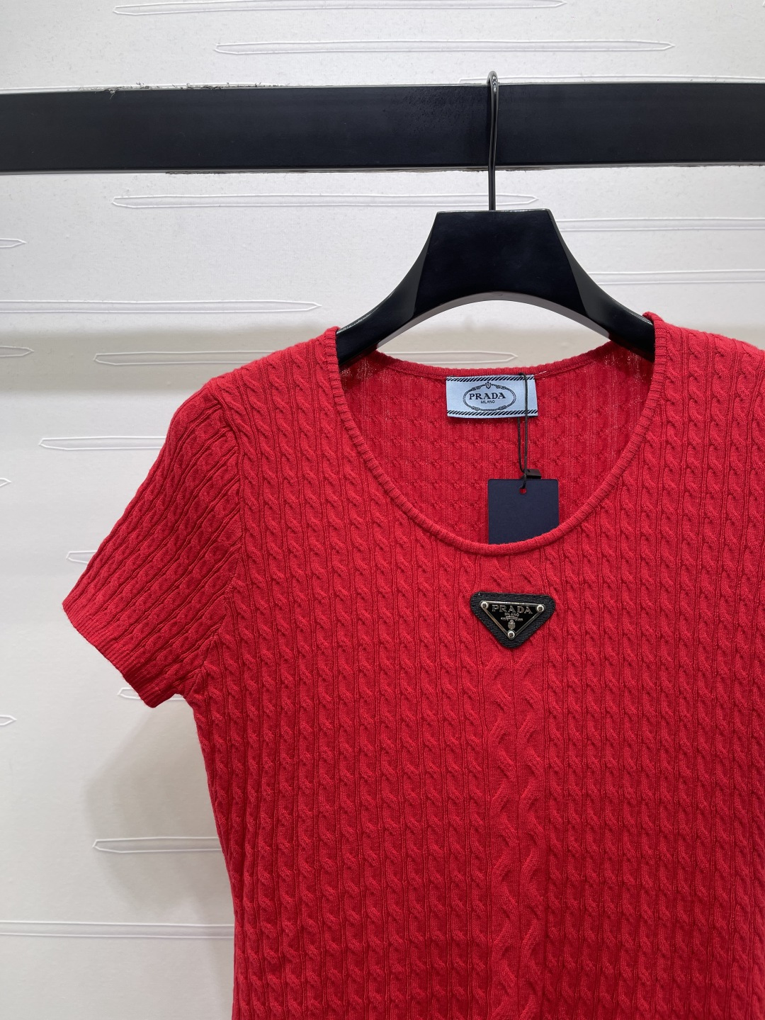 Women's short sleeves